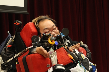 登壇者３