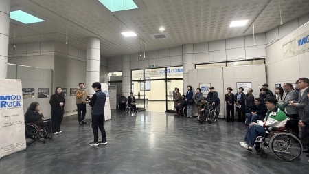 写真③　開会イベントの様子