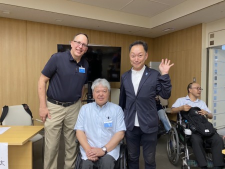 セスさんと早坂都議と佐藤事務局長
